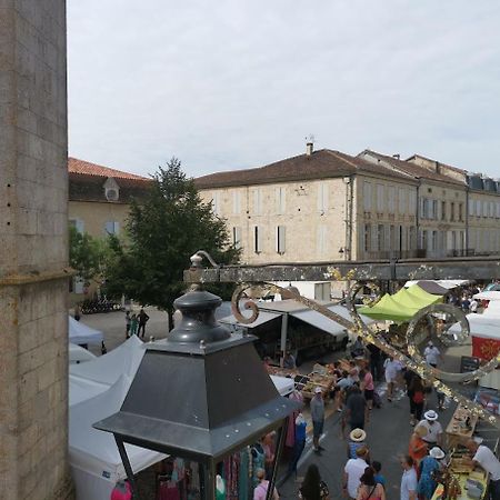 Gite De La Cathedrale 2 เลคตูร์ ภายนอก รูปภาพ